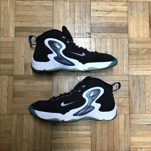 Nike Zoom Hawk Flight “Class Of 97”